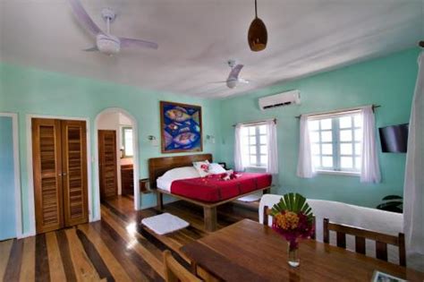 Sea Dreams Hotel, Caye Caulker (updated prices .